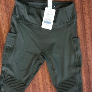 Fabletics High-waisted Motion365 moto 7/8 leggings